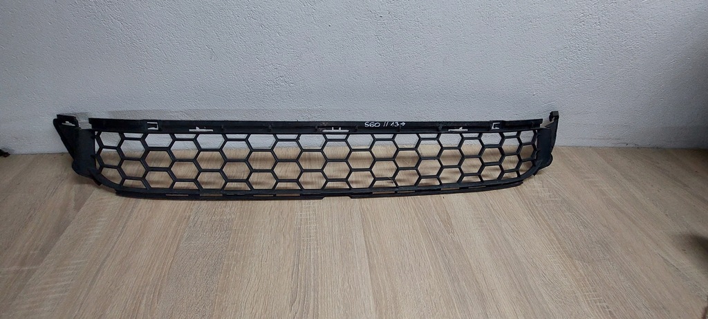 фото №1, Решётка бампера средняя volvo s60 rdesign