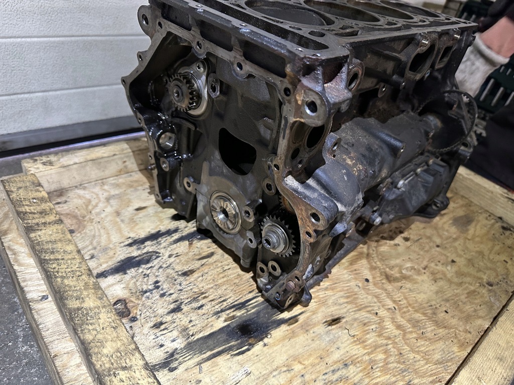 фото №11, Блок двигуна dół wał поршні 1.8 tsi tfsi cda 06h103021l