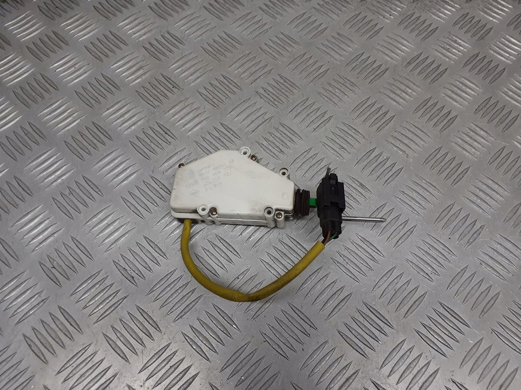 фото №1, Привод крышка топлива vw sharan