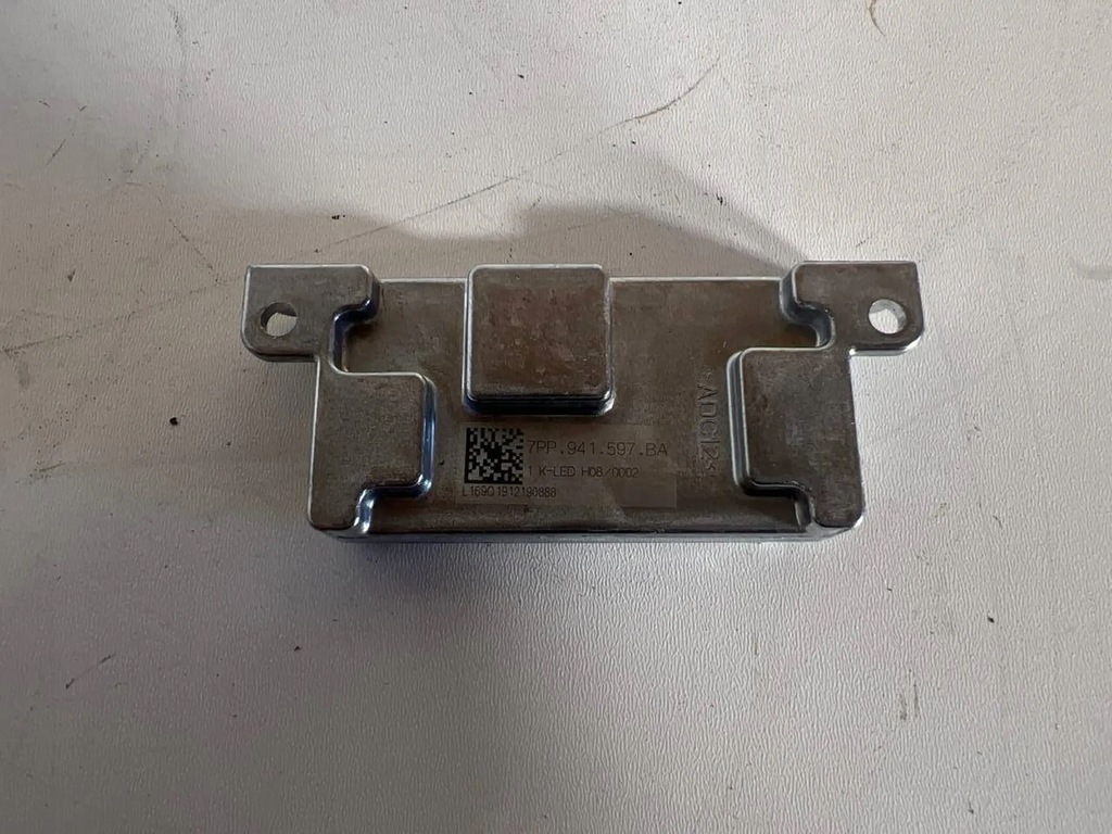 фото №1, Porsche macan 2022 перетворювачі