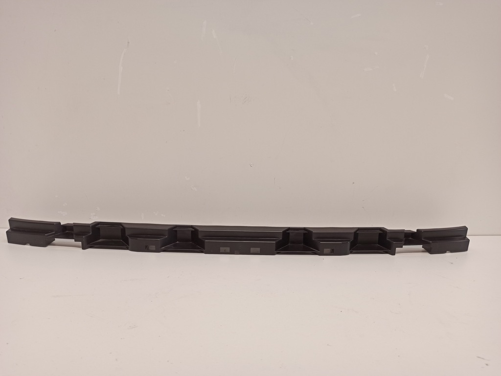 фото №1, Volvo v90 направляющая бампера задняя 31449280