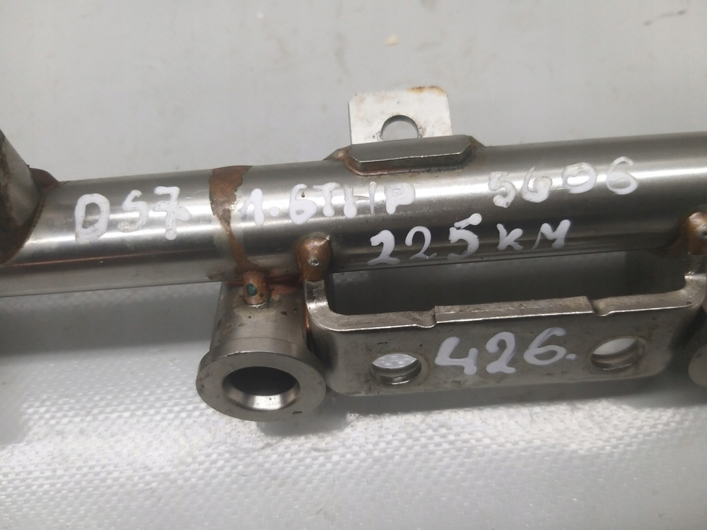 фото №12, Молдинг впрыскная датчик 1.6 thp 225km 5g06 citroen ds7 3008 508 9814468180