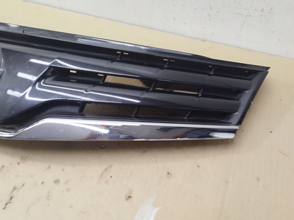 фото №7, Решітка радіатора решітка радіатора nissan note e11 lift lata 2009-2012 оригінал 62310-bh00h