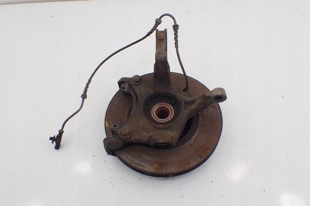 фото №8, Поворотный кулак правая ступица перед 1.5dci dacia duster i