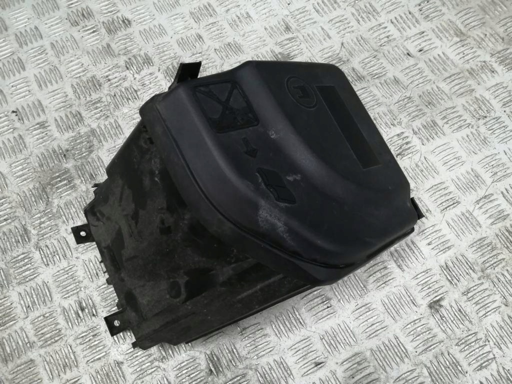 фото №1, Корпус корпус запобіжників citroen c4 ii b7 9809171580