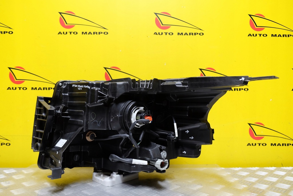 фото №10, Nissan frontier 2022- фара лампа обычная r usa