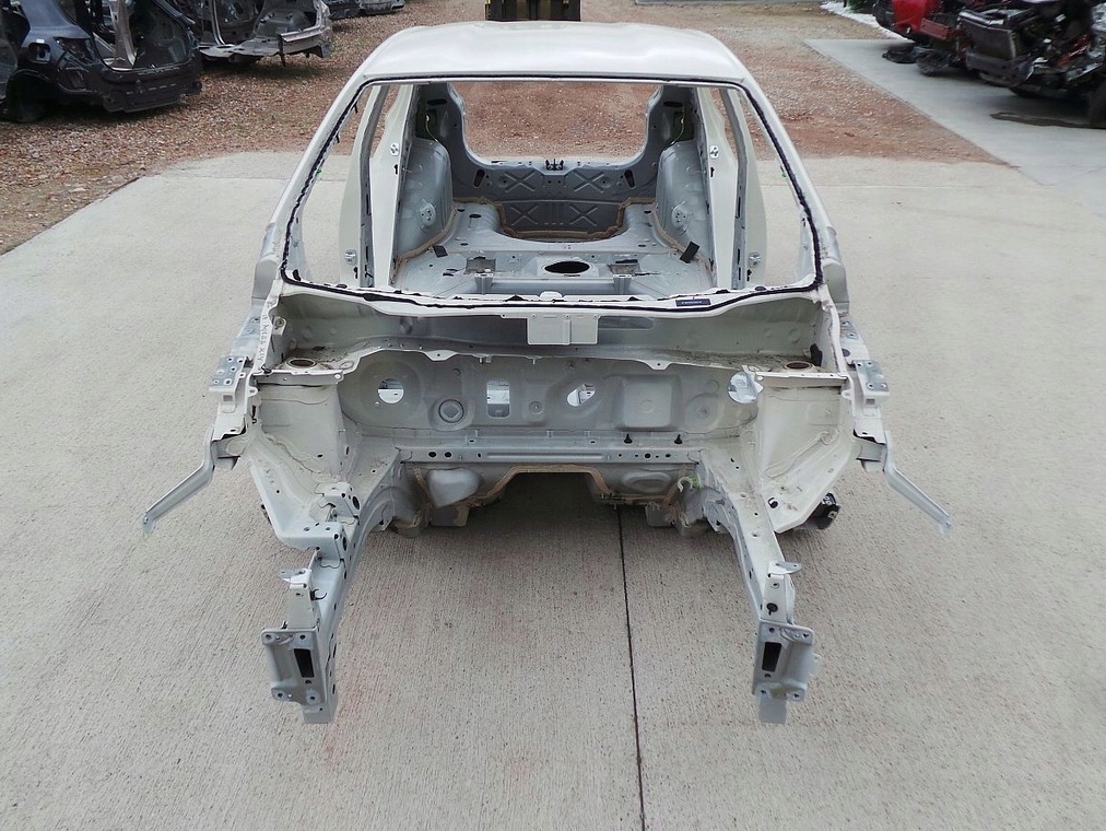 фото №1, Nissan micra v k14 2018 четверть перед передняя левая