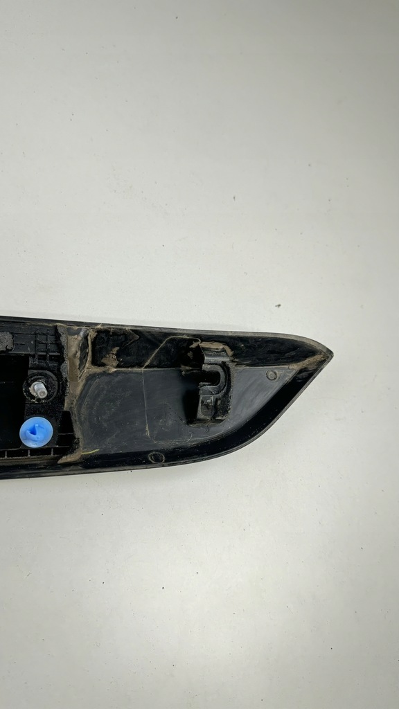 фото №10, Dacia duster 2 ii 2017 - 2023 молдинг накладка крышки багажника задняя 84810807r