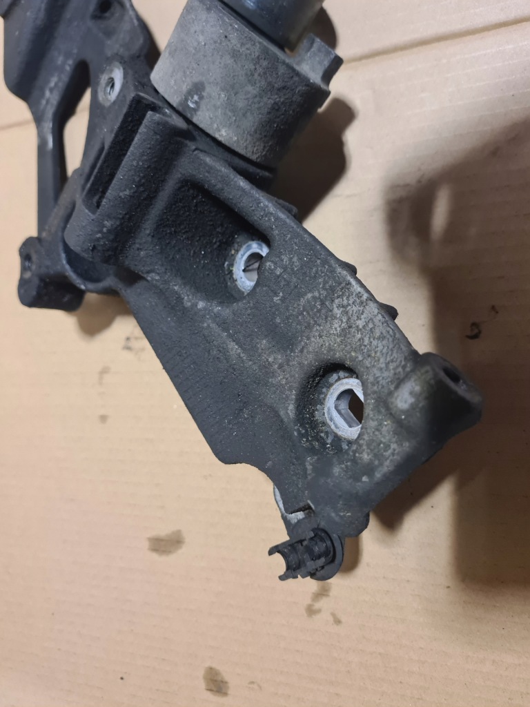 Кронштейн оборудование генератор 1.5 dci k9k megane scenic clio laguna juke qashqai Недорого