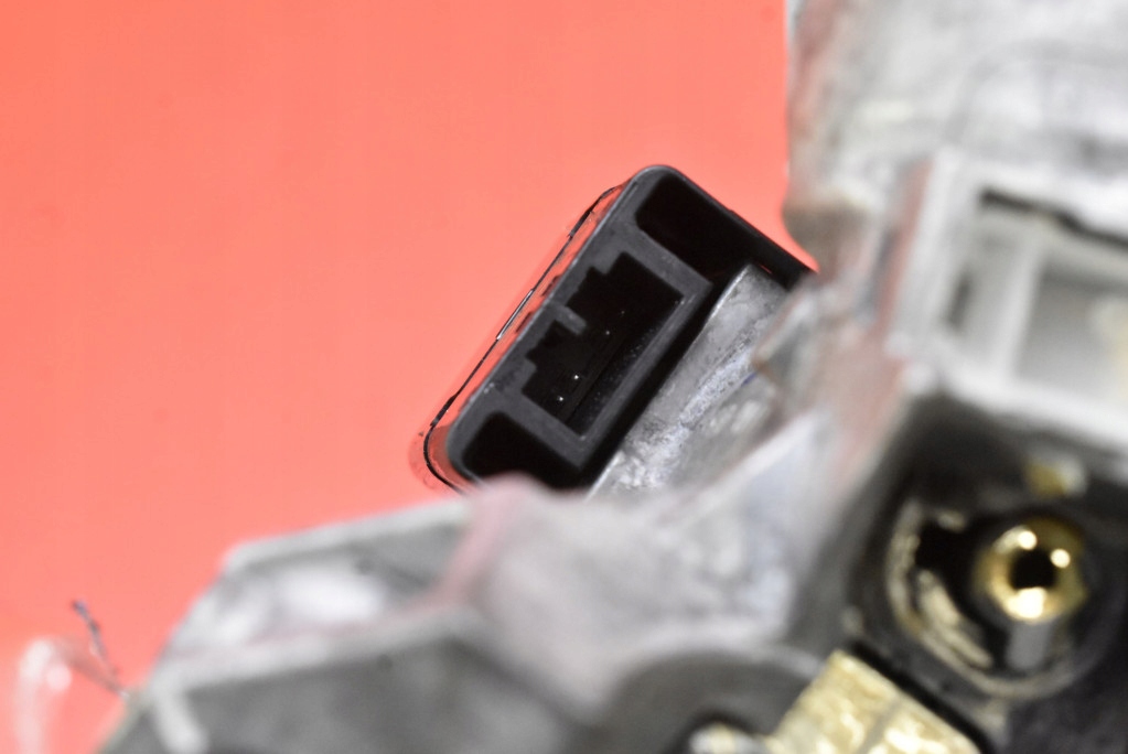 фото №13, Замок запалювання ключ 45020-0d04 toyota yaris 3 iii 1.0 vvt-i 69 km 14-17