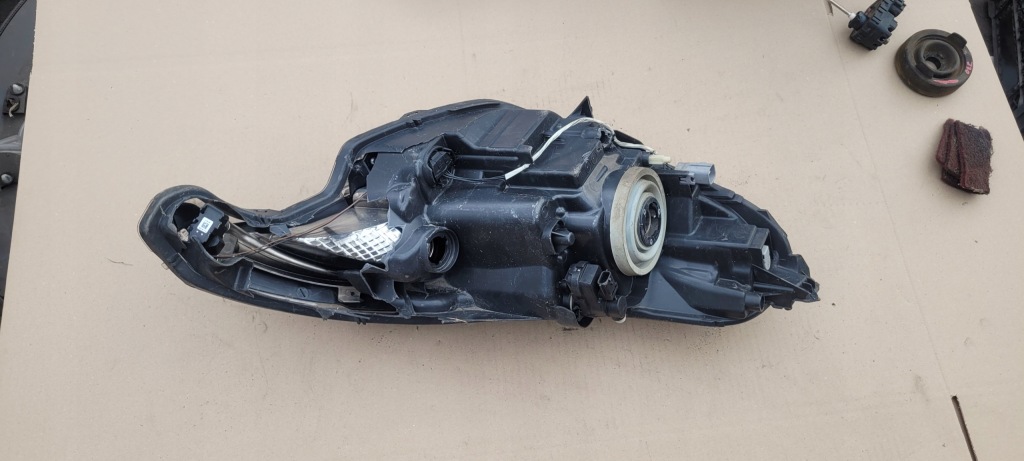 фото №4, Peugeot 108 фара лампа перед левая led / 1197