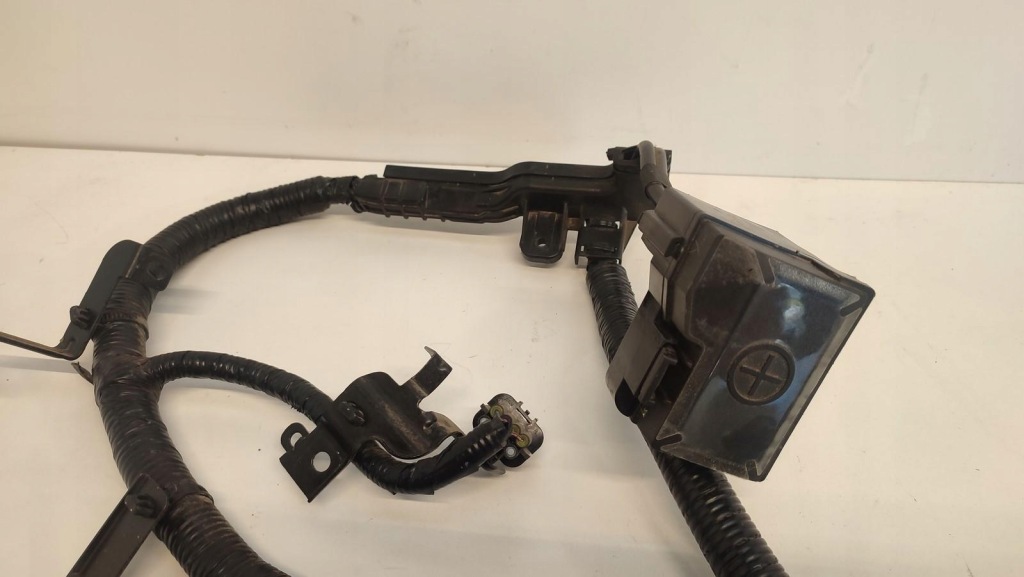 Hyundai bayon шланг аккумулятор 91850q0110 в Украине