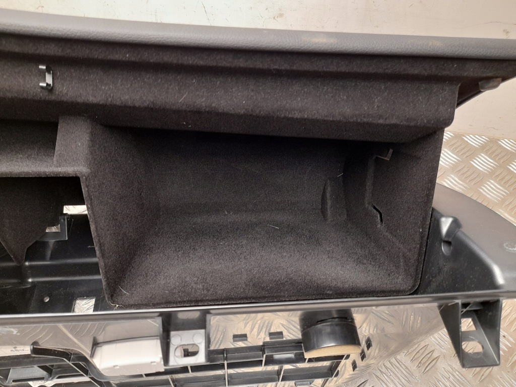 фото №7, Бардачок mercedes-benz gle 2021 a1676802304