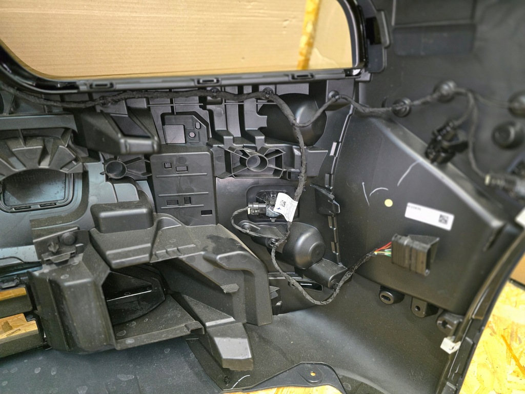 фото №11, Bmw 7 g70 бампер передний kompletny новый датчики радары жгут