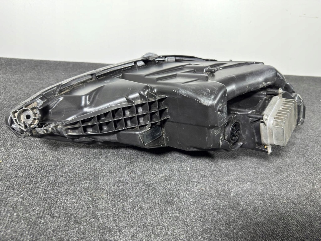 фото №15, Tesla model s лампа левая левый перед передняя plaid 1563713-95-c ładna eu