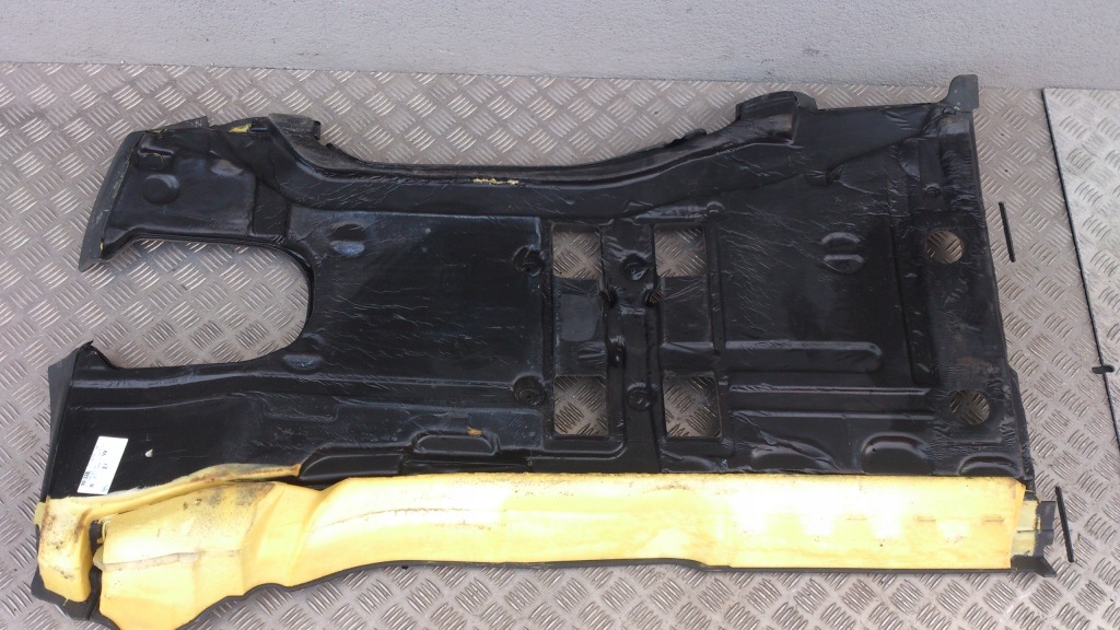 фото №3, Обшивка коврик шумоизоляция scania r s