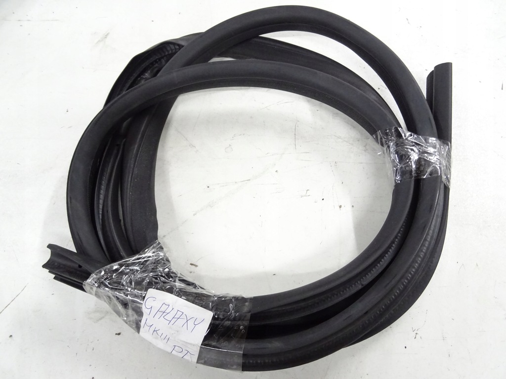 фото №1, Ford galaxy mk3 06-11 прокладка двері правий задня