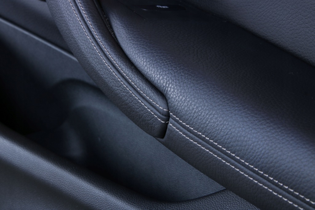 фото №7, Bmw g38 g30 обшивка обивка дверь правый задняя кожа harman