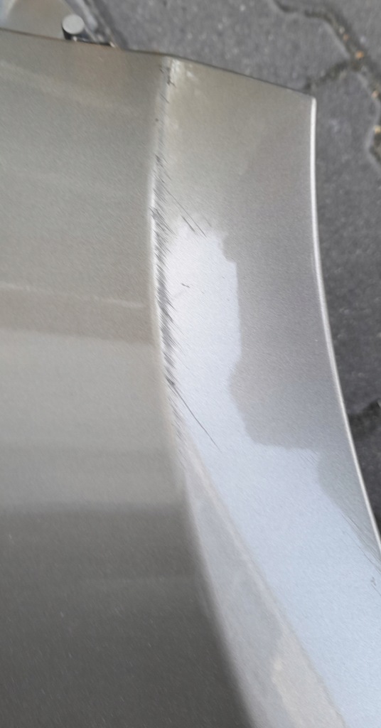 Крыло  передний renault clio 3 185 оригинал в Украине