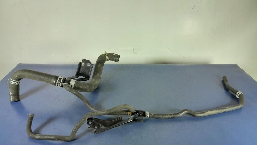 фото №4, Toyota auris ii 1.6 wąż шланг радіатора тройник