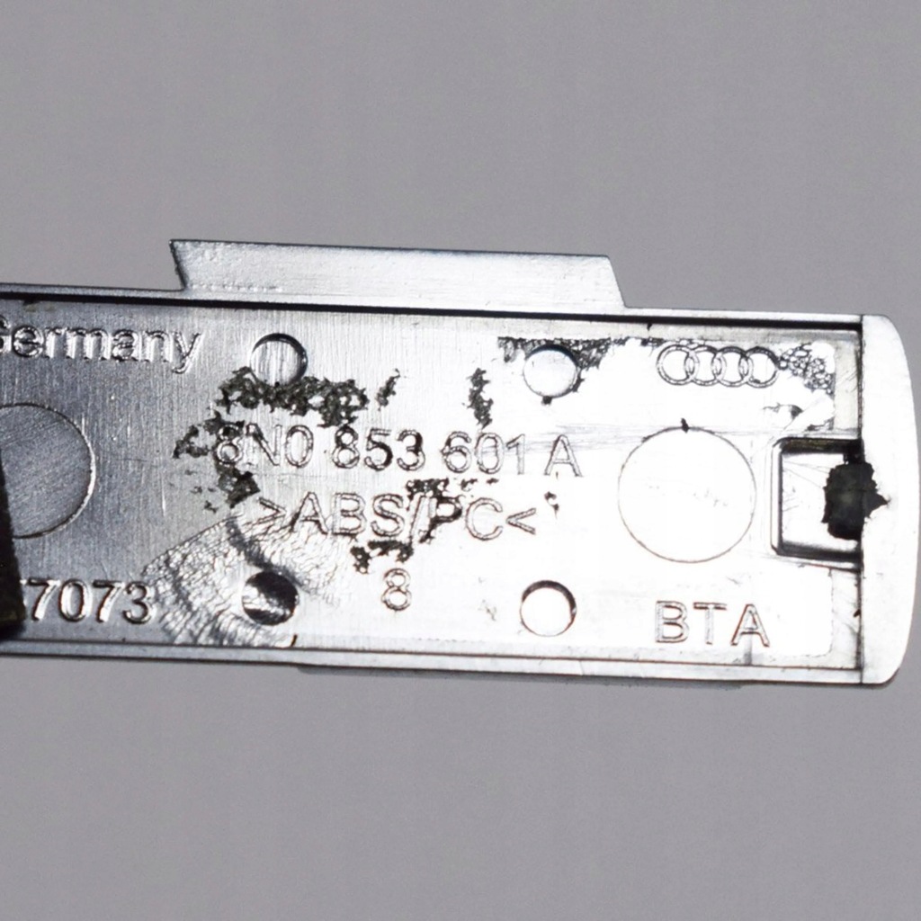 фото №5, Audi a1 2020 левая сторона другой эмблема / значок