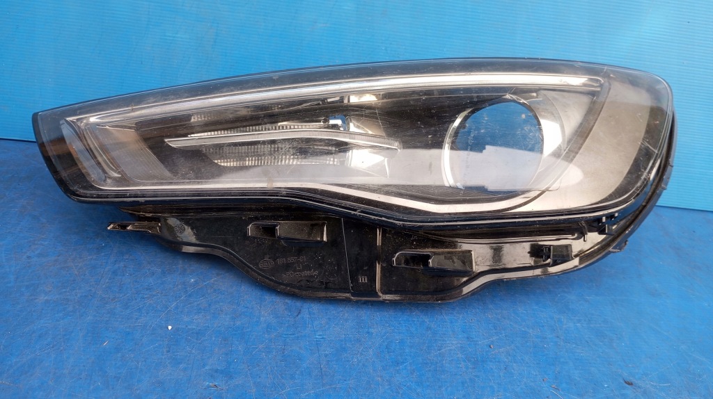 Купити Корпус лампа скло фари скло лівий перед лампи audi a3 8v ксенон 181557-01