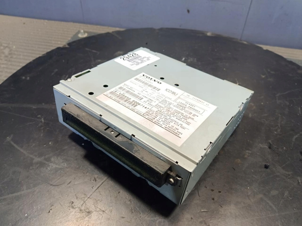 Купити Volvo v50 чейнджер cd 31260641