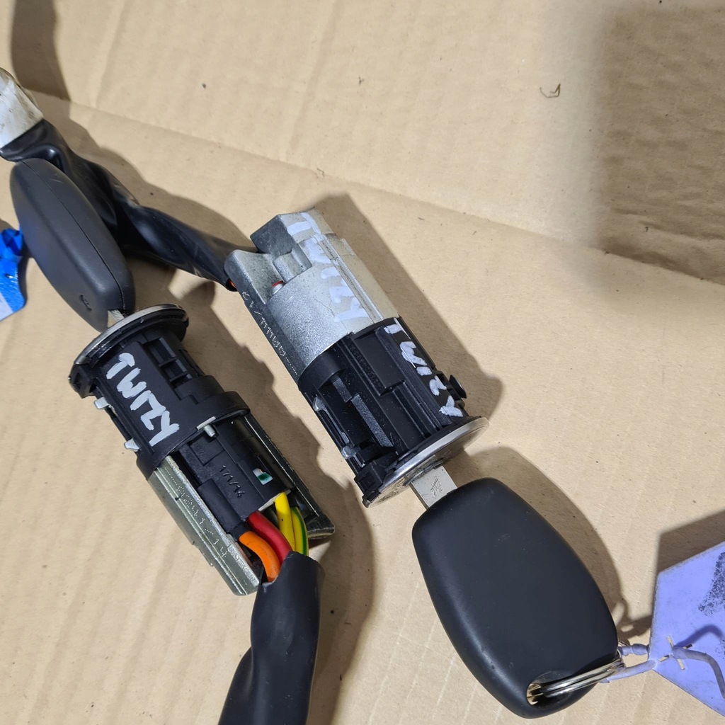 фото №1, Renault twizy замок запалювання ключ