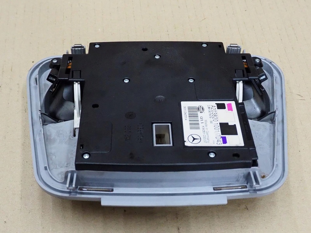 фото №16, Mercedes w203 лампа потолочный a2038201001