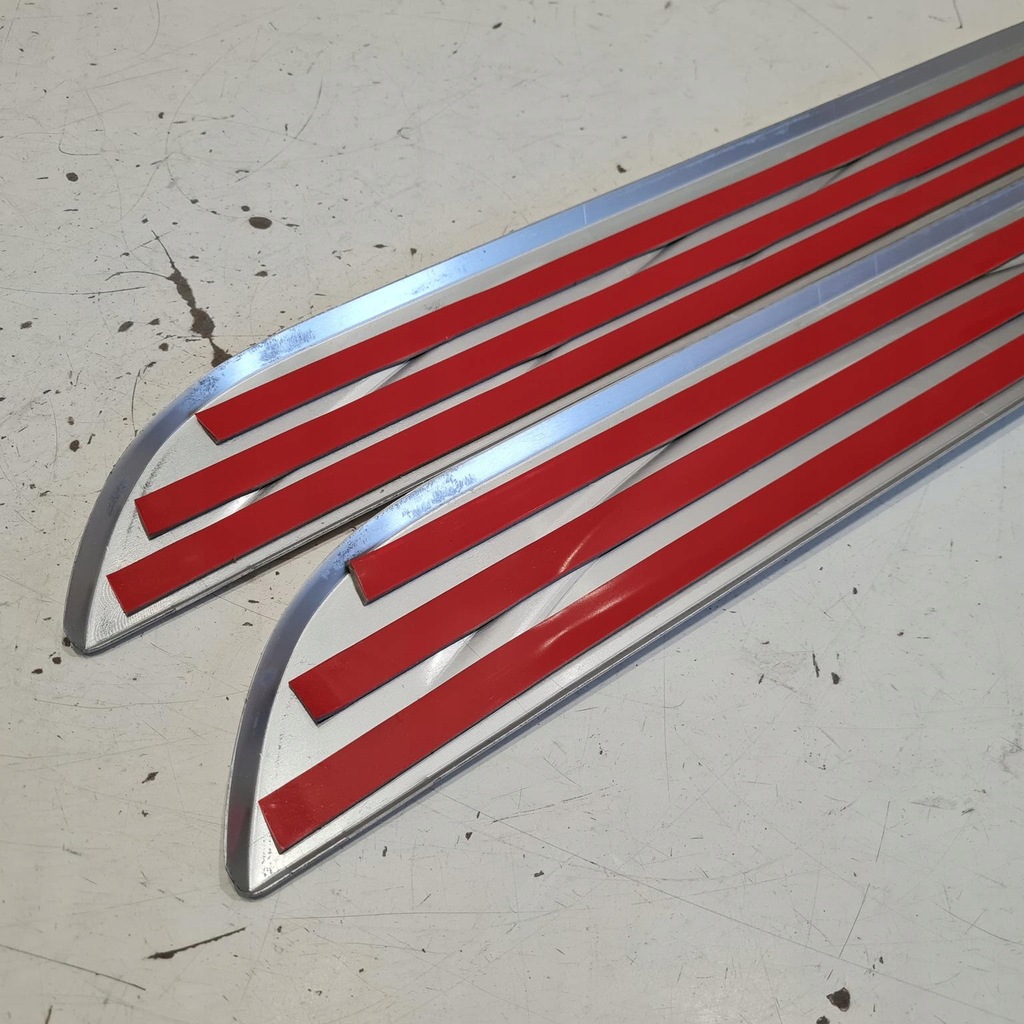 фото №6, Mitsubishi grandis накладки накладки пороговые оригинальный номер mz313071