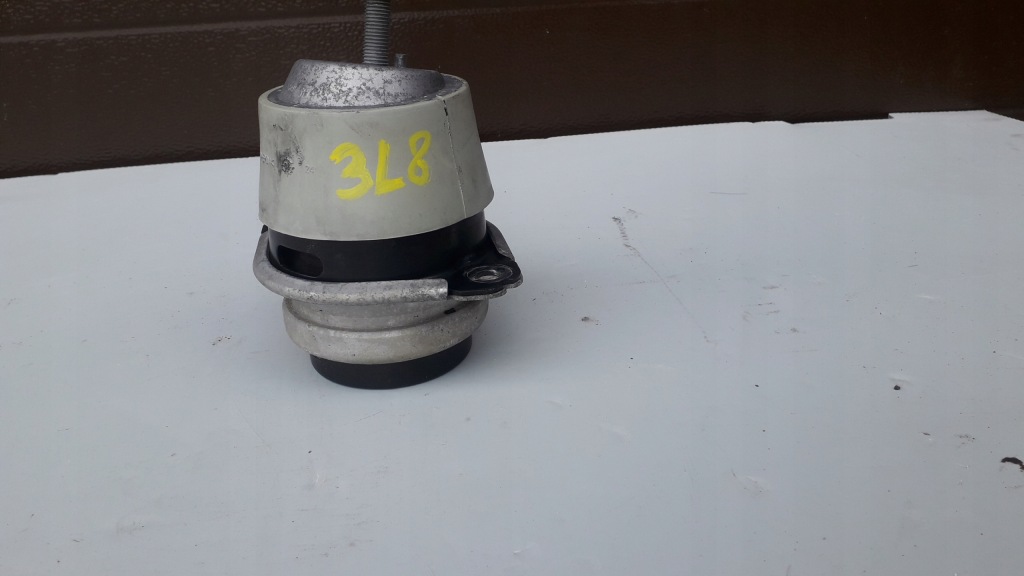 фото №4, Audi q7 vw touareg подушка двигуна 7l8199131a