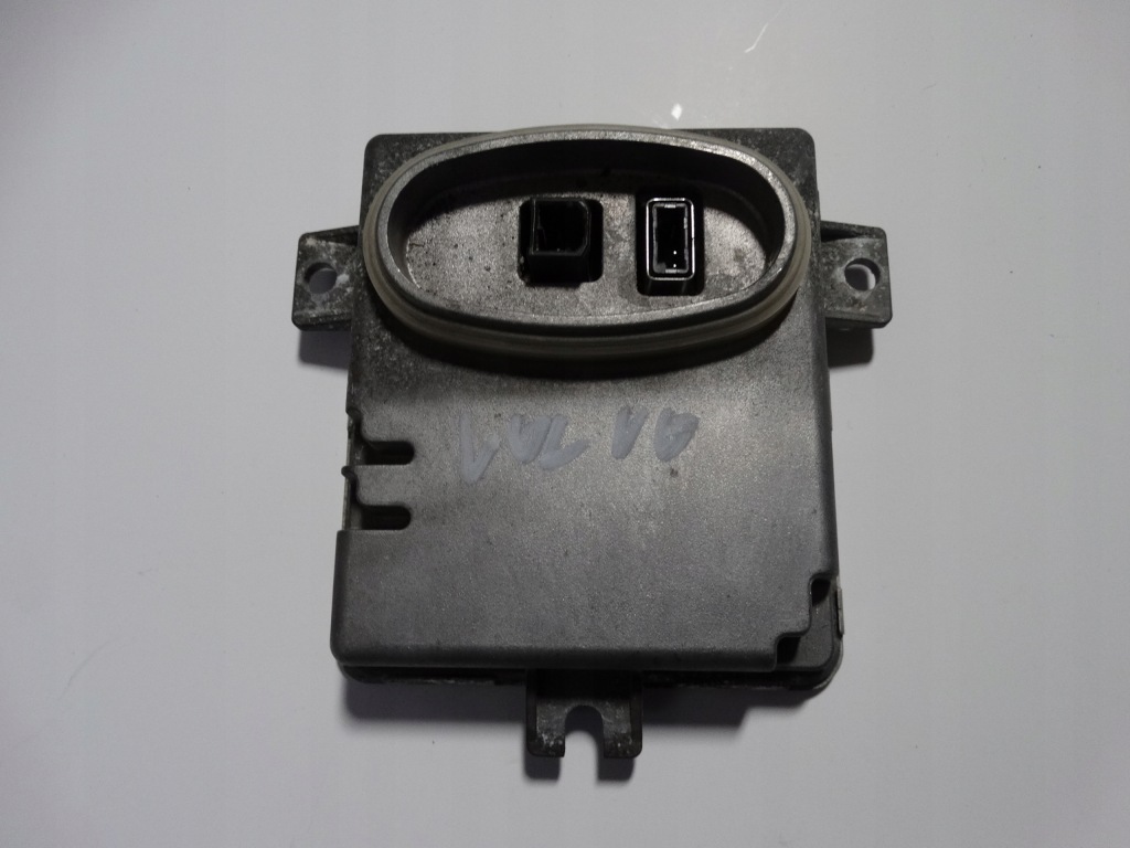 фото №1, Idealna преобразователь ксенон volvo v70 s80 1