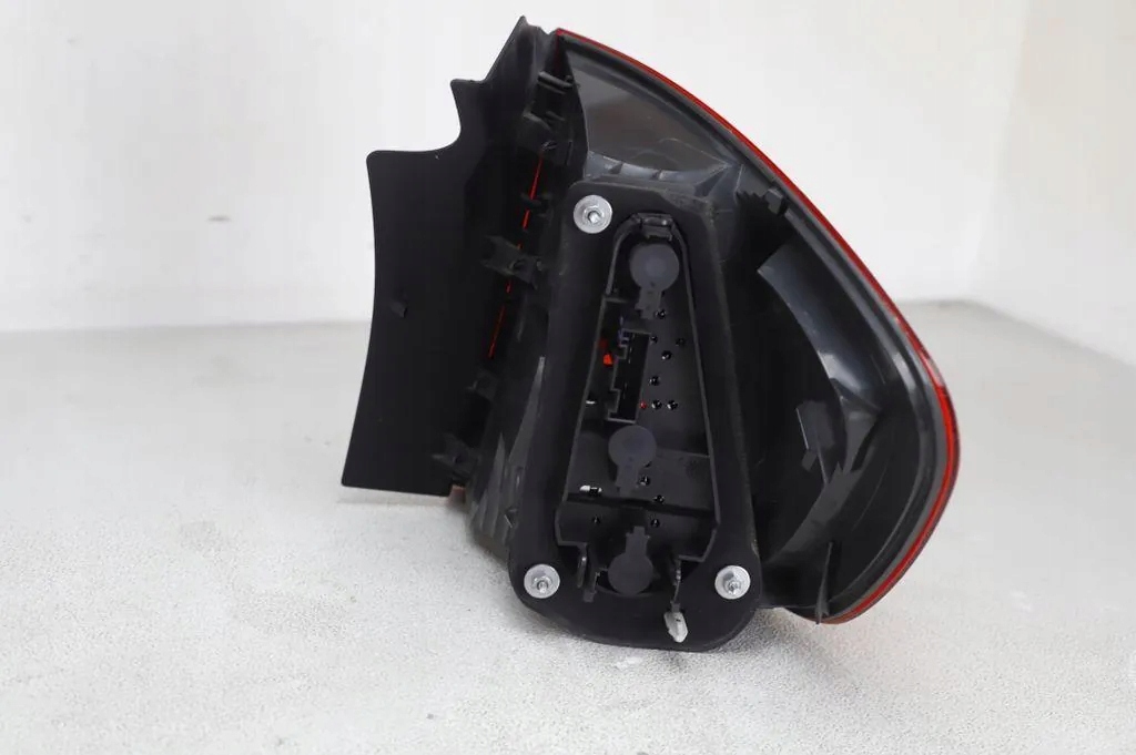 фото №8, Лампа левая задняя bmw x1 e84 2990111 2.0l бензиновый 100kw 2014