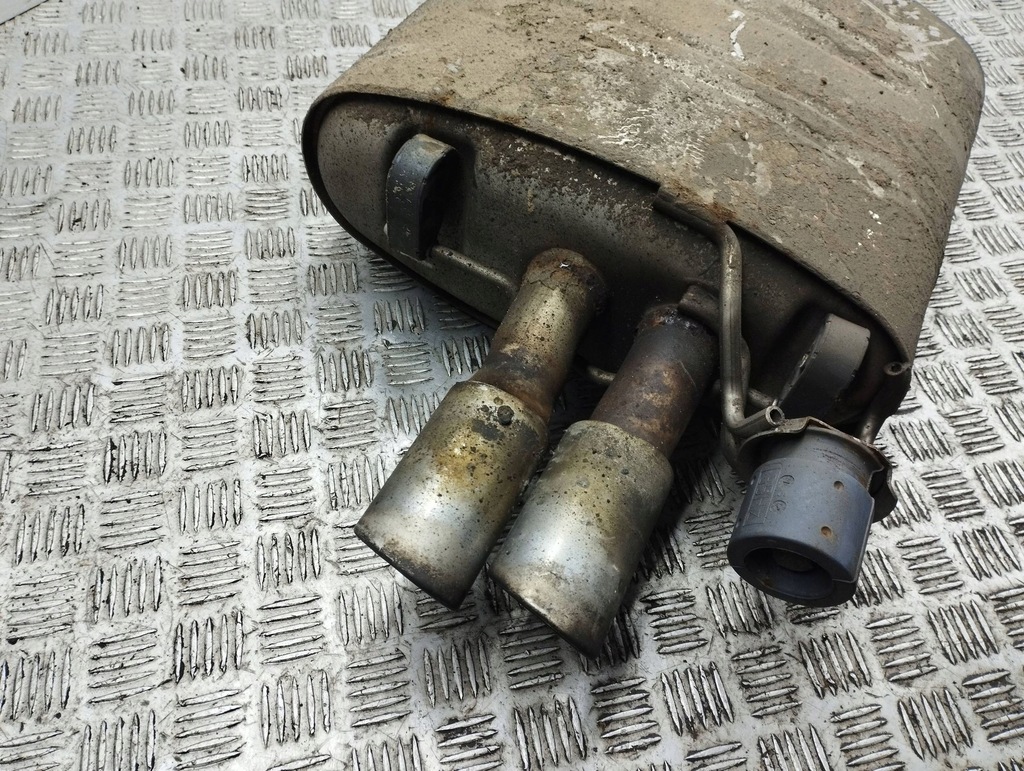 фото №8, Bmw 5 e60 e61 2004 гасник kompletny