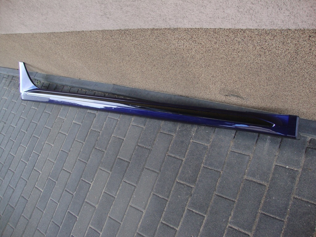 фото №1, Audi rs4 b9 8w9 молдинг поріг права