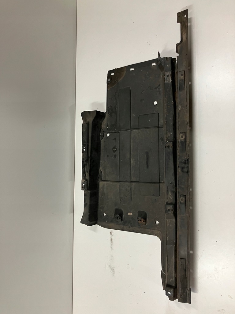 фото №6, Корпус захист підвіска плита права audi q5 8r 8r0825208c