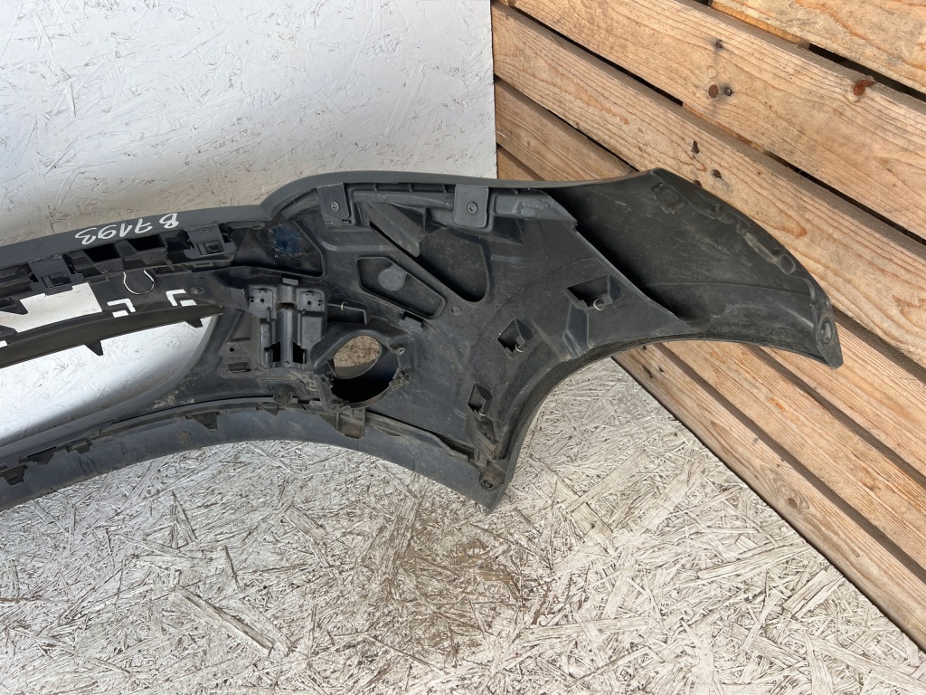 Бампер перед передній renault megane iii 3 2008- Зі Шроту