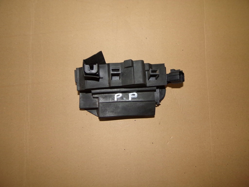 фото №1, Замок двері правий перед 6 pin croma ii europa