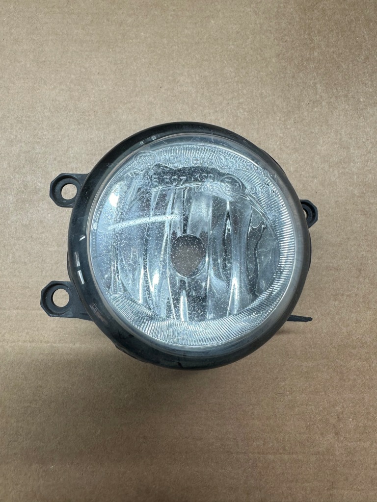 Купити Toyota оригінальний номер 89092699