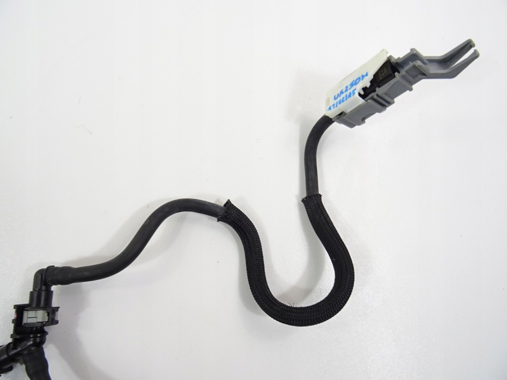 Lexus ux 250h 2.0 гібрид шланг пального 2018- Недорого