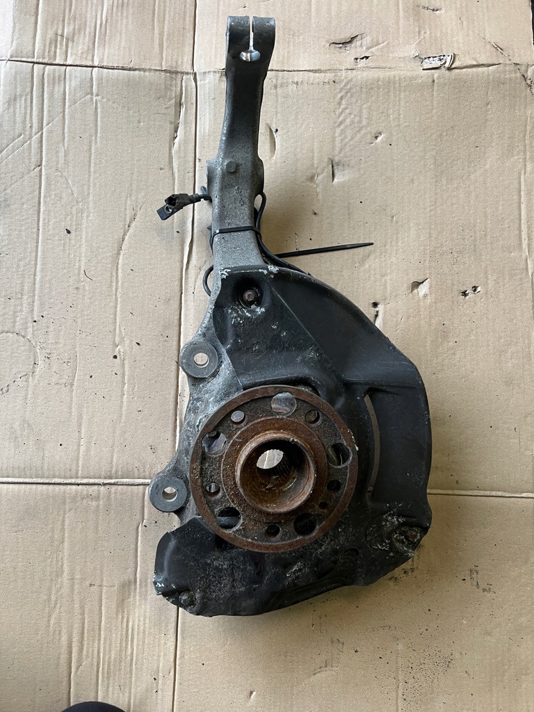 фото №1, Mercedes s 222 поворотний кулак правий перед 4matic