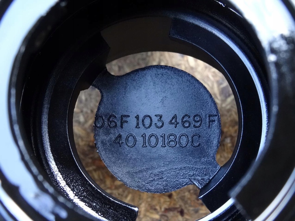 фото №9, Golf v audi tt 8j a3 8p 2.0 tfsi bwa крышка клапанов крышка 06f103469f