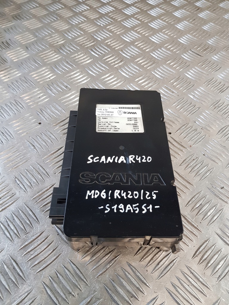 Купить Блок управления модуль света cuv e32 scania r420 1943668