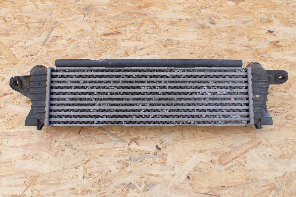 фото №8, Интеркулер renault kangoo 4x4 1.9dci 8200140970