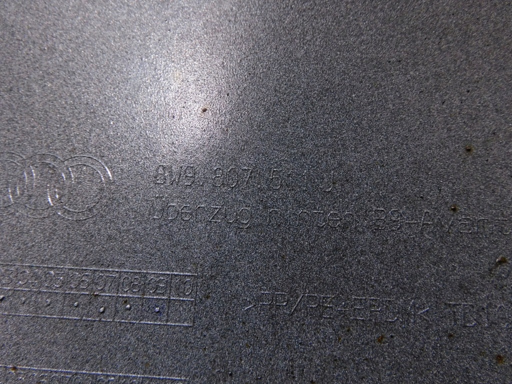 Audi a4 b9 8w9 бампер задня kombi lz7g Недорого