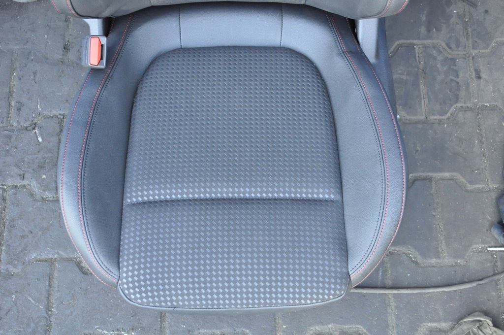 фото №12, Ford focus mk4 сиденья заднее сиденье обшивки кожа 20r uk