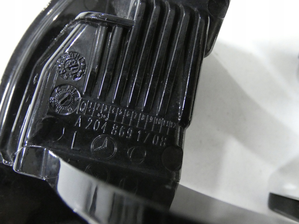 фото №11, Заглушка бампера, захист розпилювача mercedes glk w-204 lift права i ліва