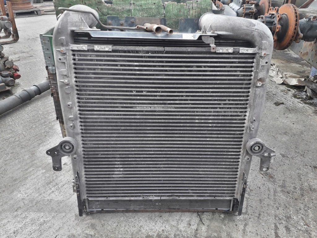 фото №4, Scania r комплект радіатор