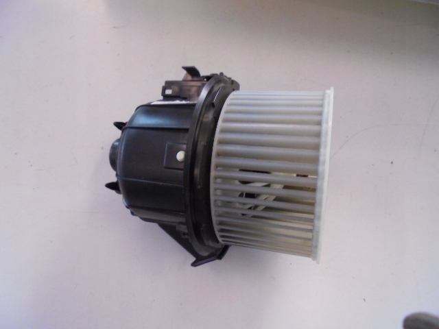 фото №1, Воздуходувка обдув citroen ds3 crossback e-tense 2020 rok