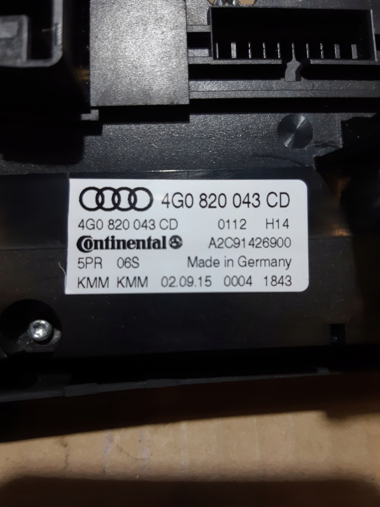фото №8, Audi a6 a7 c7 панель обдув кондиционера 4g0820043l